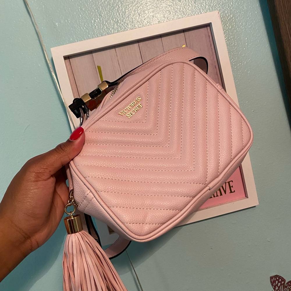 Victoria’s Secret PINK Fanny pack